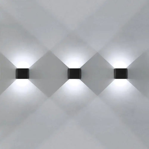 Modern waterproof aluminium wall light for outdoor decoration - vue 3 sur 7