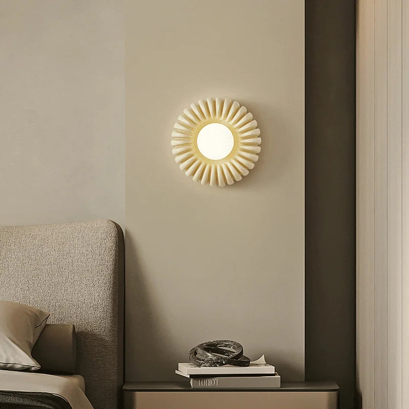 Premium retro round white glass wall light - vue 3 sur 8