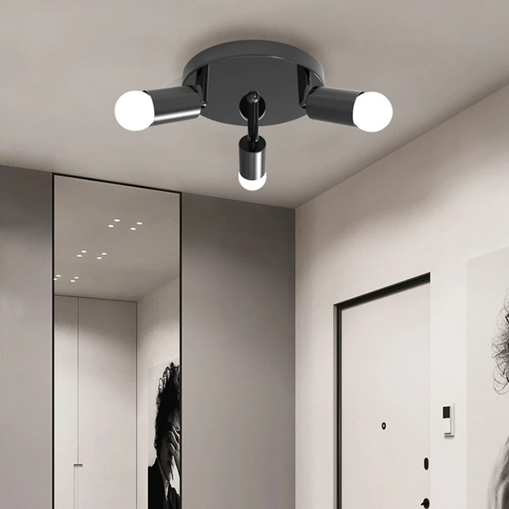 Adjustable three-head rotatable flush mount ceiling light for modern lighting - vue 6 sur 9