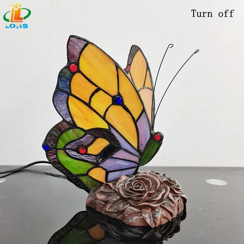 Tiffany style butterfly night light for children and decorative lighting - vue 6 sur 7
