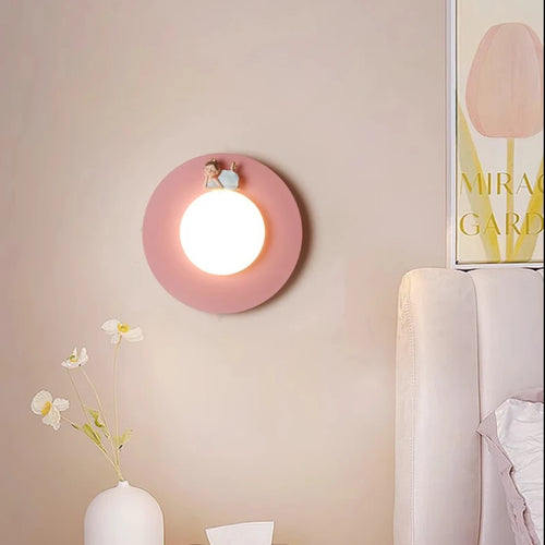 Modern cosy girls' bedroom wall light - vue 4 sur 18