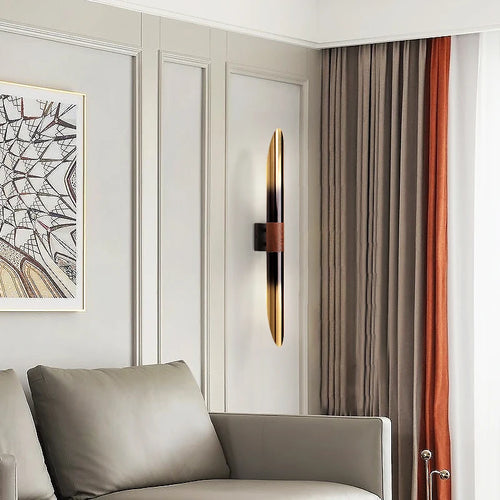 Decorative metal wall light with wood-effect finish - vue 2 sur 8