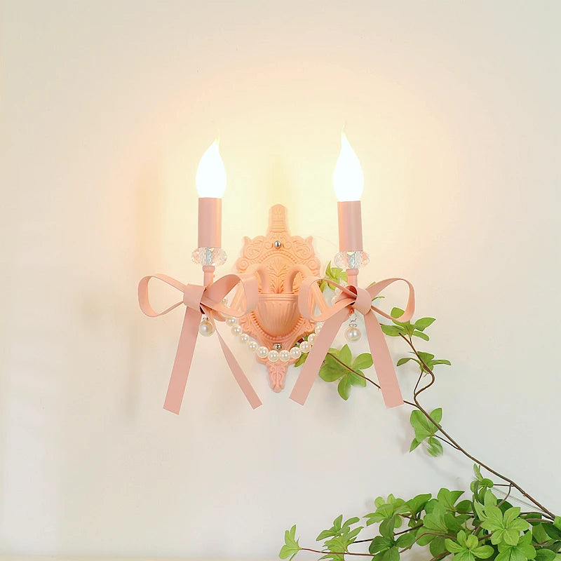Romantic wall light for children's bedroom, bright and cosy