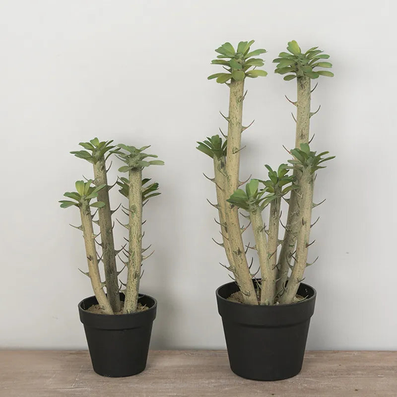 Large artificial potted plant for indoor and outdoor decoration