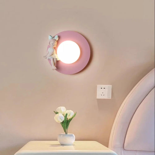 Modern cosy girls' bedroom wall light - vue 3 sur 18