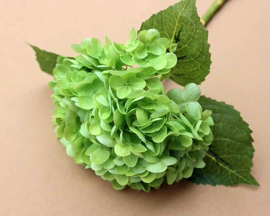 Realistic artificial hydrangea flower for party decoration