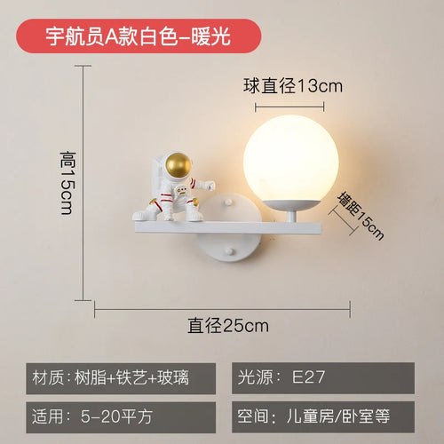 Cartoon astronaut wall lamp LED for children - vue 9 sur 13