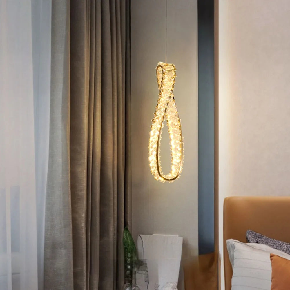 Modern luxury crystal LED chandelier for indoor use