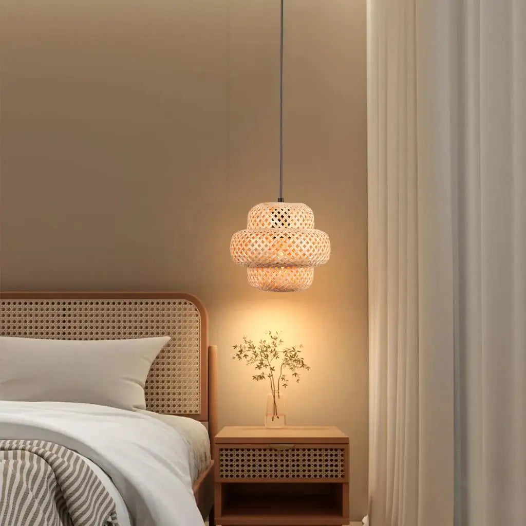 Handwoven bamboo chandelier with integrated LED - vue 2 sur 16