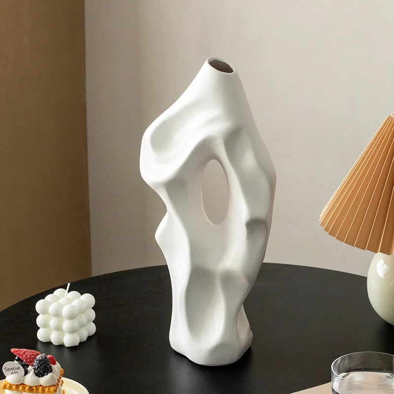 modern ceramic vase for decoration and floral arrangements