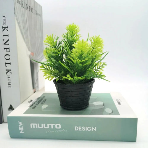 Mini artificial potted plant for decoration and festive events - vue 10 sur 11