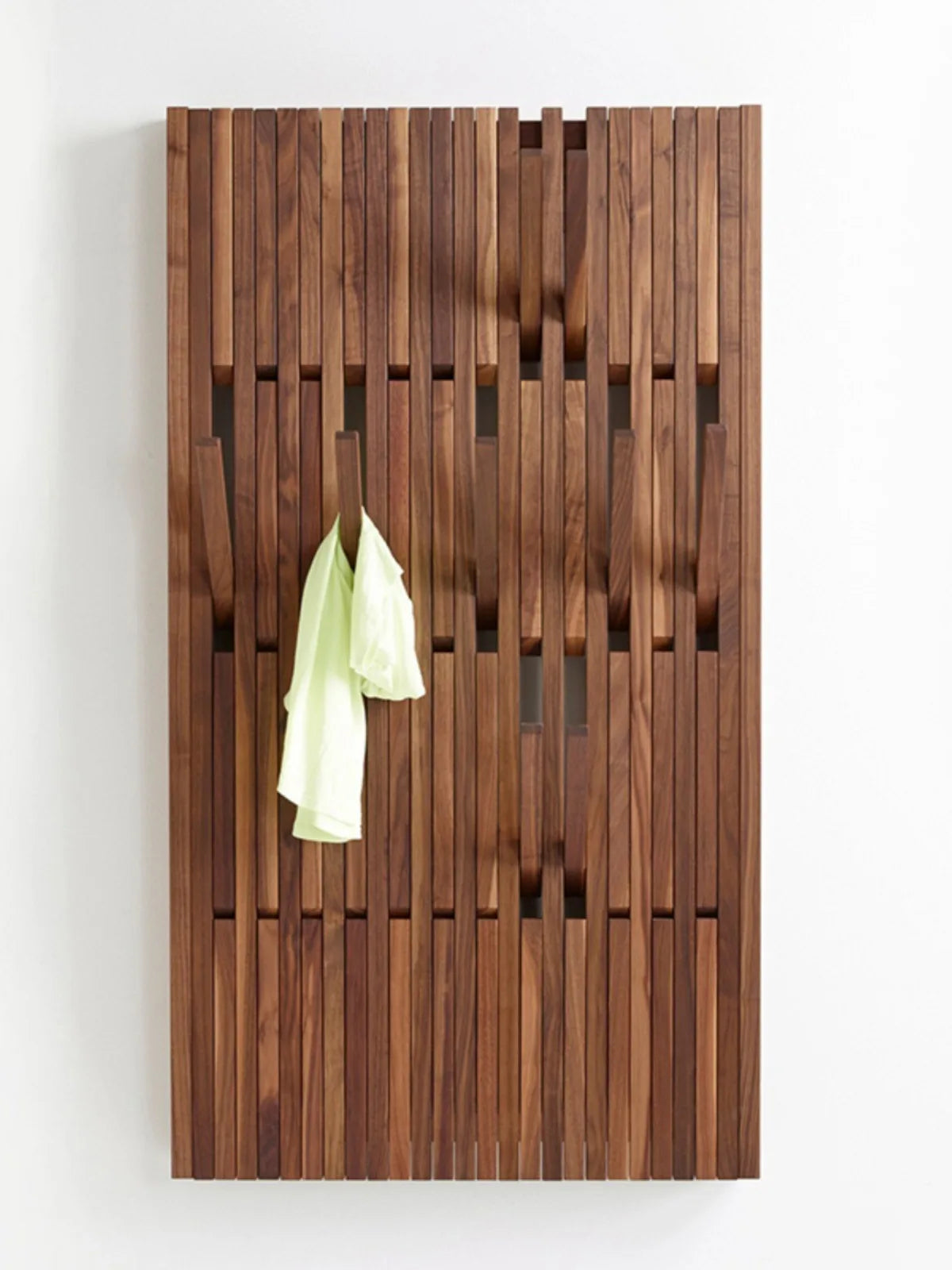 wooden wall coat rack for clothes and keys - vue 3 sur 18