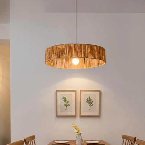 Southeast Asian style rattan pendant light with adjustable cord - vue 3 sur 8