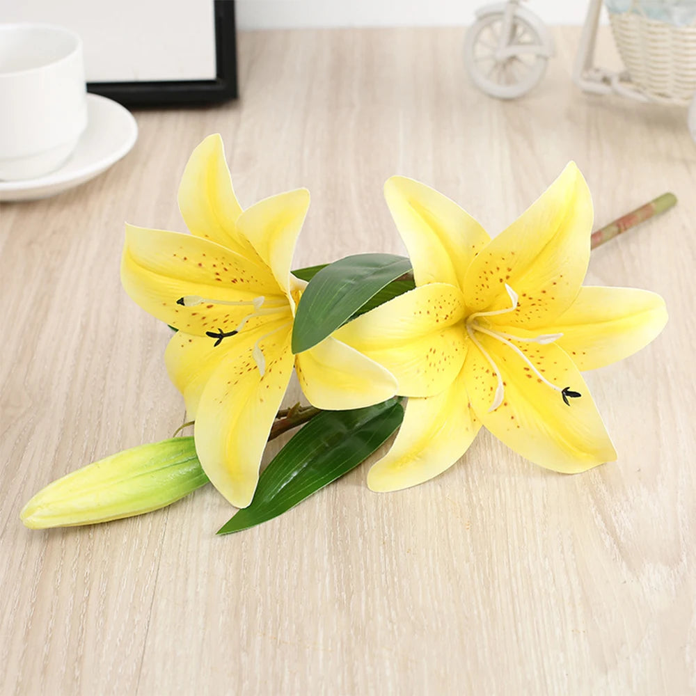 Artificial lily flowers for garden and wedding decoration