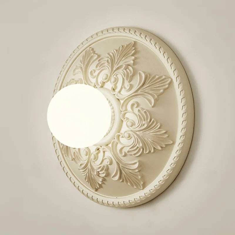 High-end French round retro wall light with glass lampshade