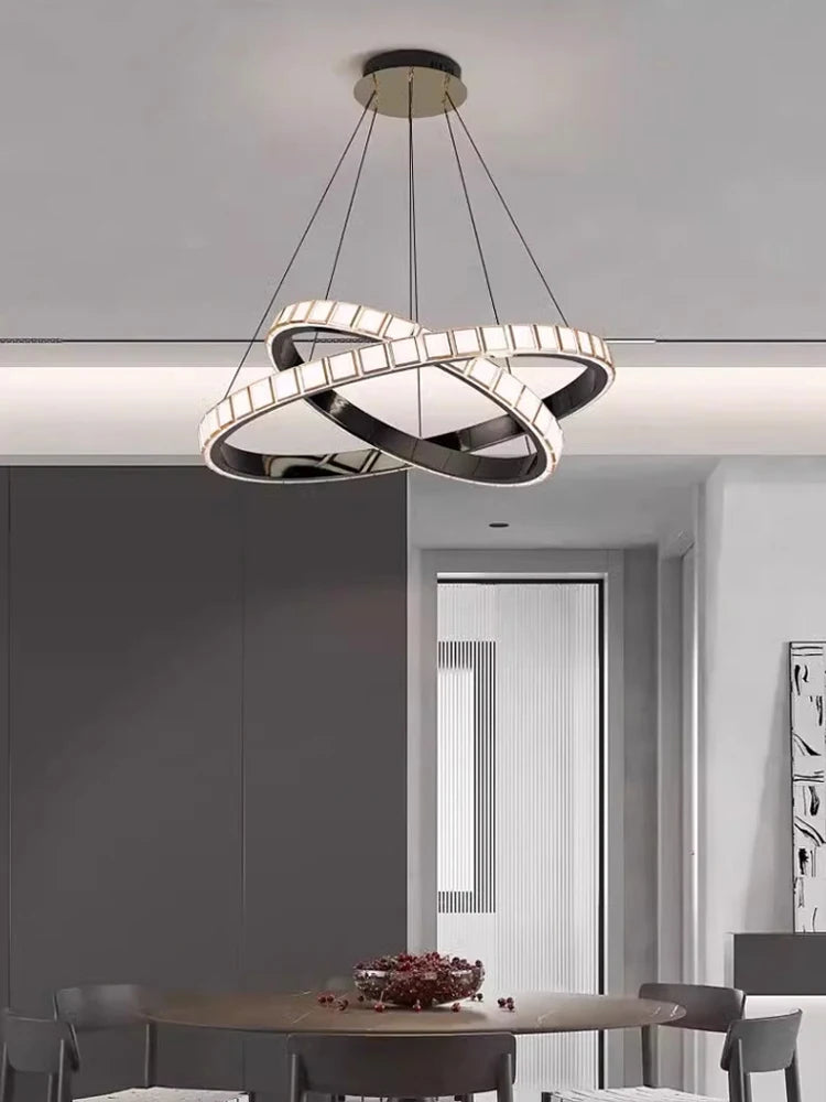Minimalist aluminium and acrylic pendant light with modern elegant design - vue 3 sur 9
