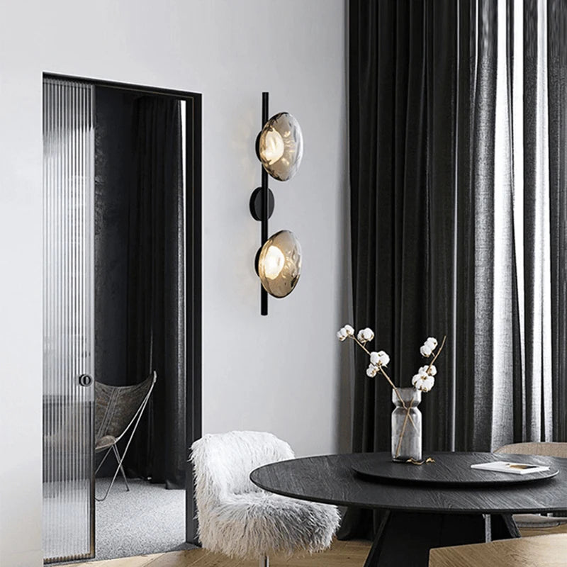 Nordic clear glass and gold metal wall light for multiple spaces - vue 3 sur 18