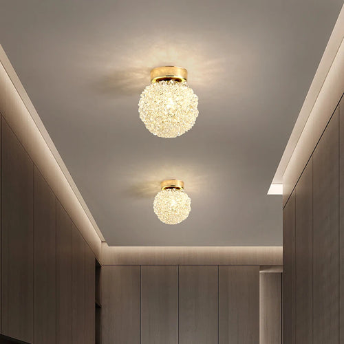 Modern crystal pendant light with adjustable cord - vue 3 sur 12