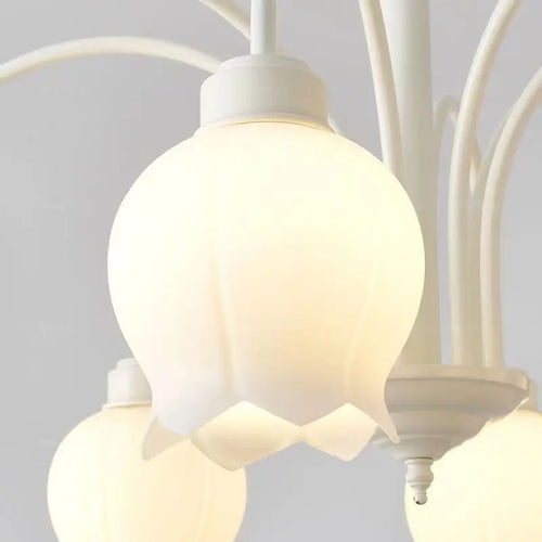 Modern LED chandelier for stylish indoor lighting - vue 7 sur 11