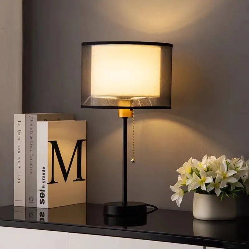 Nordic vintage fabric table lamp with luxury design