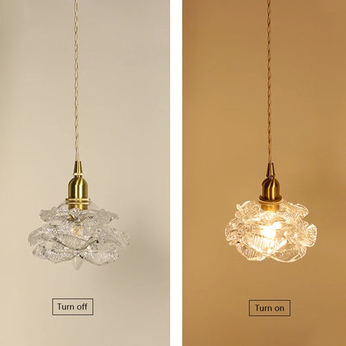 Romantic vintage glass chandelier for elegant interiors - vue 7 sur 8