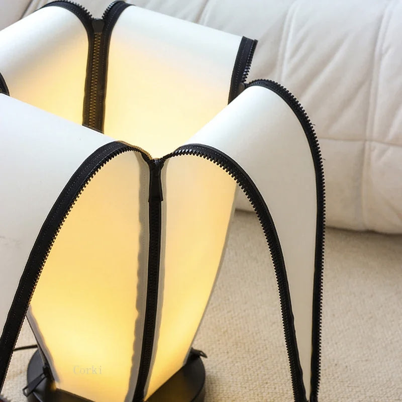 tulip desk lamp Bauhaus style design elegant atmosphere - vue 6 sur 7
