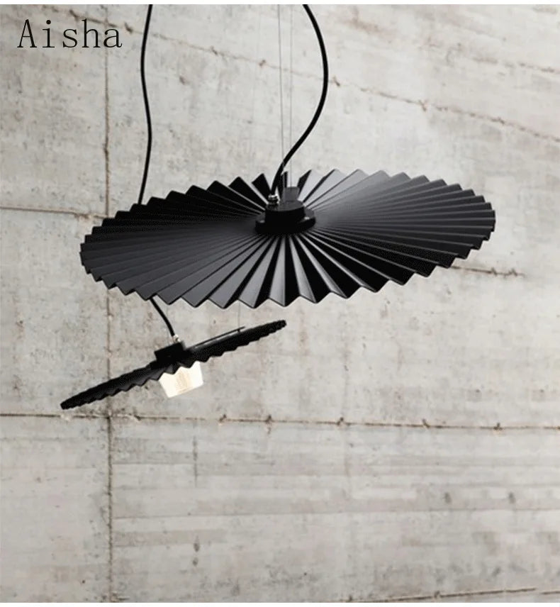 Nordic pleated pendant light for café, restaurant and shop - vue 2 sur 8