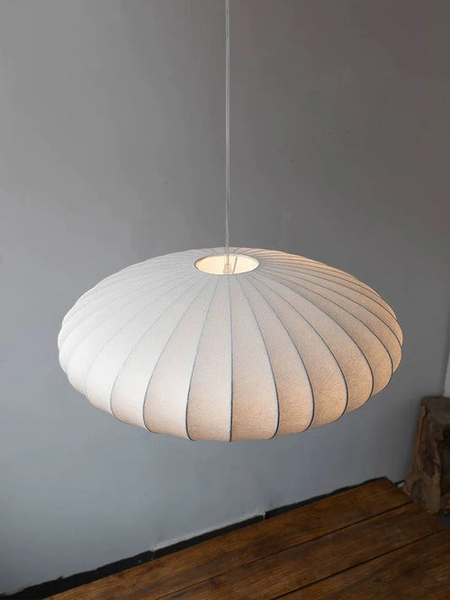 Modern silk pendant light wabi sabi style for interior decor - vue 5 sur 10