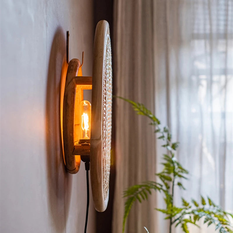 Rattan and Japanese bamboo wood wall lamp - vue 4 sur 8
