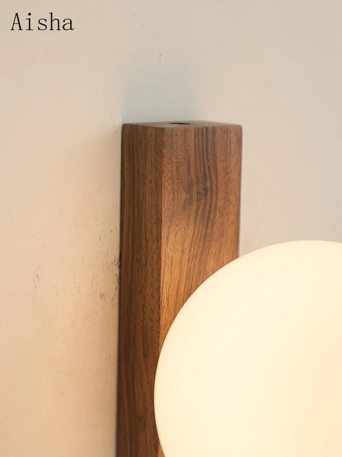 Retro walnut wall light with decorative glass - vue 6 sur 7