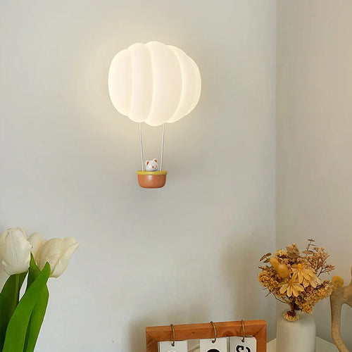 Romantic hot air balloon wall lamp indoor decorative light - vue 3 sur 8