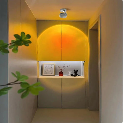 Creative rotating wall light with sunset effect - vue 10 sur 10