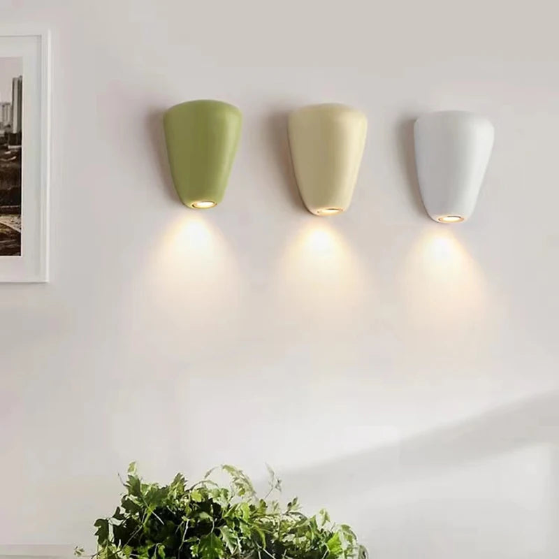 Mini resin wall light 3000k ambient lighting for restaurant