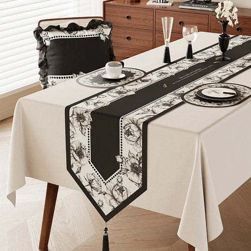 Vintage floral country style table runner