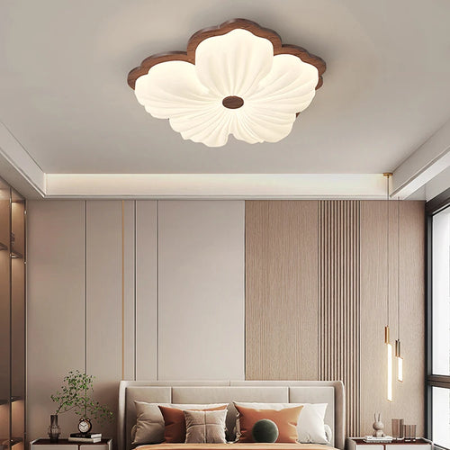 Modern wooden ceiling light for elegant interior decor - vue 3 sur 13