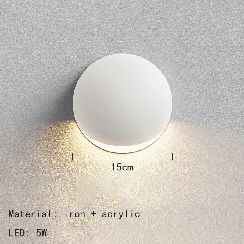 Modern iron and acrylic wall light with elegant design for interiors - vue 8 sur 8