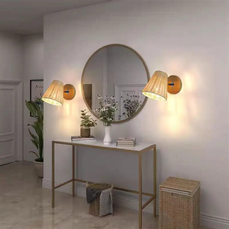 Japanese rattan wall light for minimalist interior decor - vue 3 sur 8