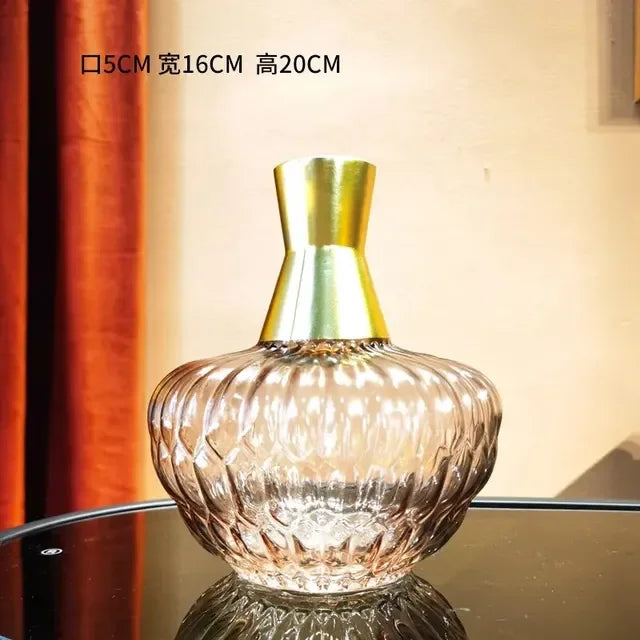 decorative glass vase for modern floral arrangements - vue 14 sur 16