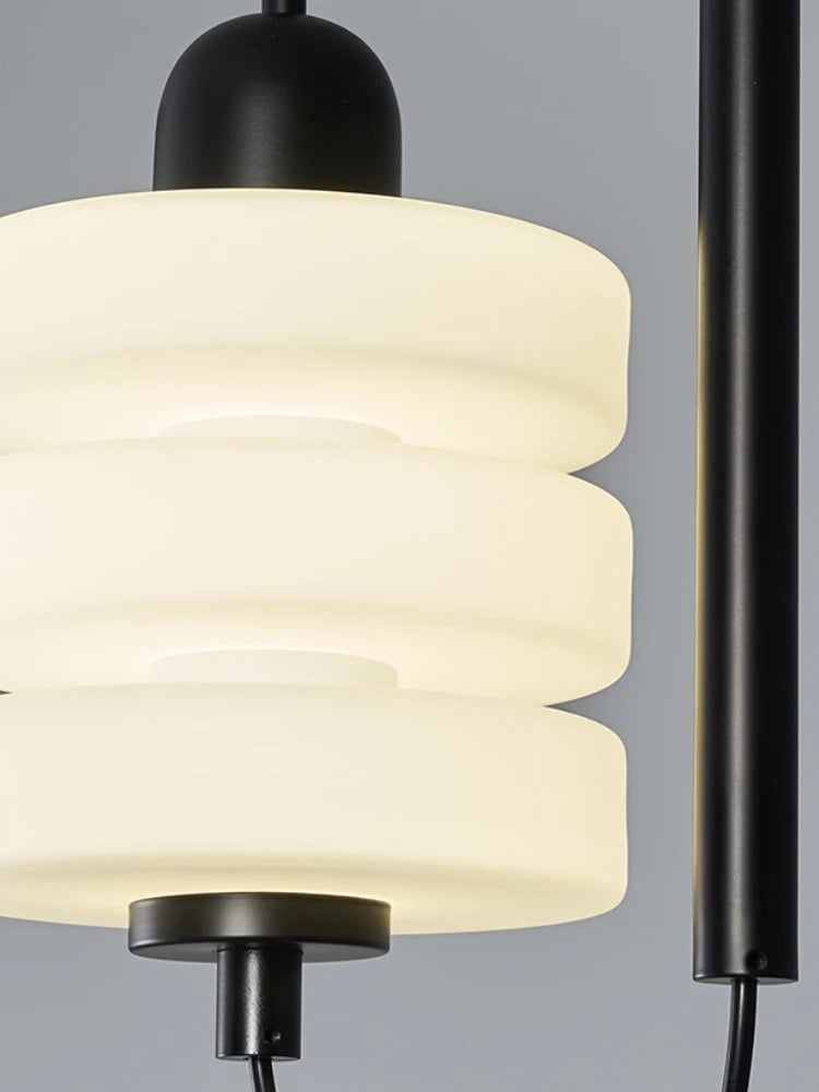 Elegant modern black and white glass chandelier - vue 5 sur 7