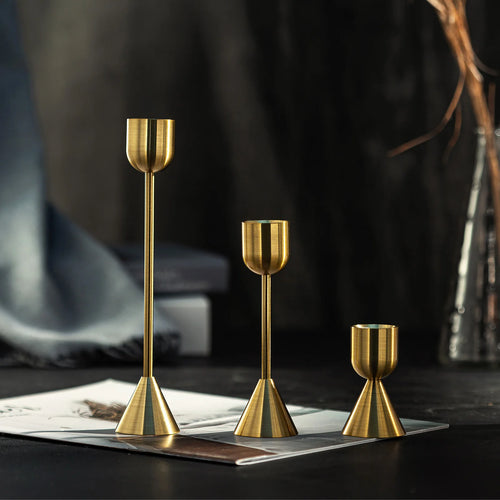 Gold metal candle holder for parties and weddings