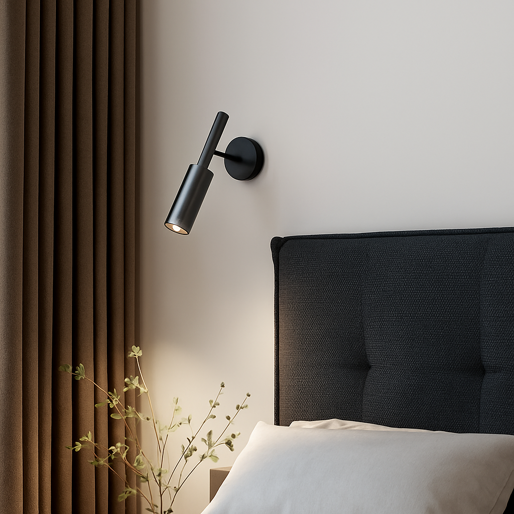 Brass LED wall light - vue 4 sur 8