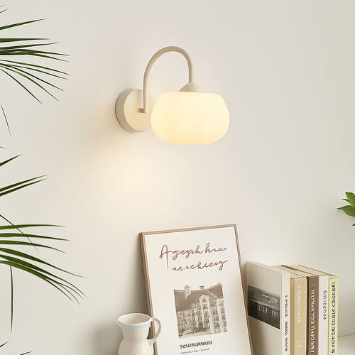 Modern LED wall light with pull chain switch - vue 4 sur 9