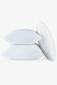 Set of 2 rectangular white decorative cushion covers