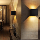 Design LED wall light cube (black, white or grey)