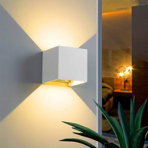 Design LED wall light cube (black, white or grey) - vue 3 sur 6