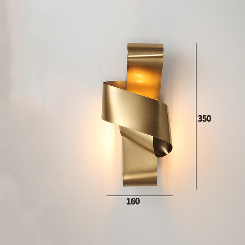 Modern gold knot-shaped wall light Ilba - vue 4 sur 9