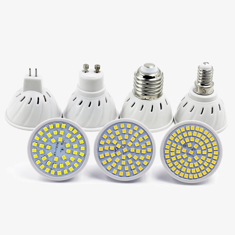Set of 10 E27 E14 and G10 LED bulbs