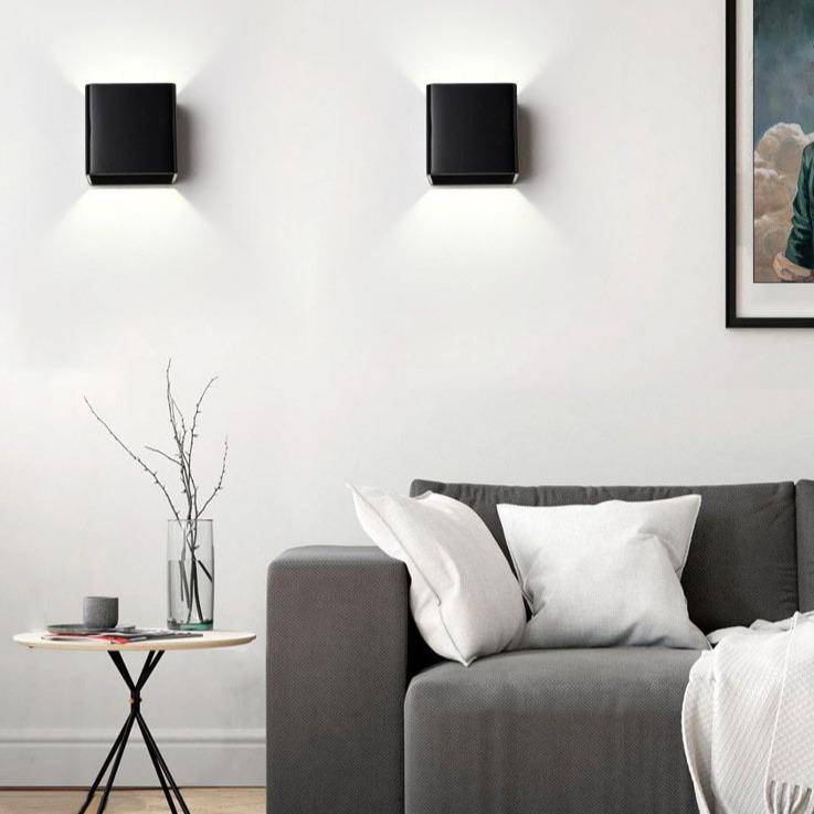 Coloured cube wall light with rounded edges and LED - vue 2 sur 10