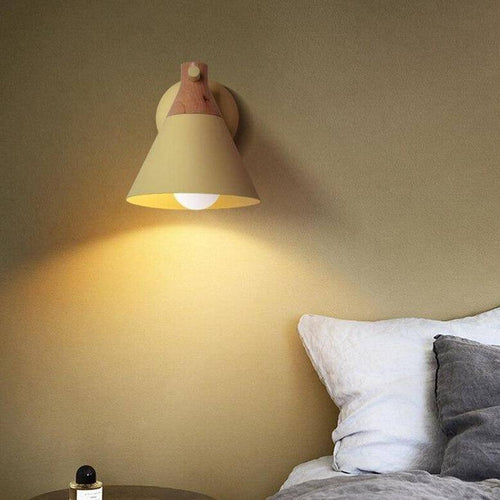 Modern wooden LED wall light with colourful macaron shade - vue 4 sur 12