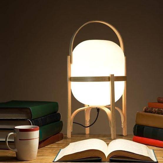 Designer LED table lamp in Japanese wood style - vue 6 sur 6